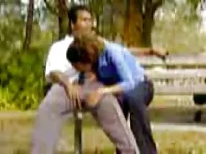 No hay video gay gra ...