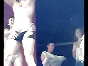 Colegiala de tetas l ...